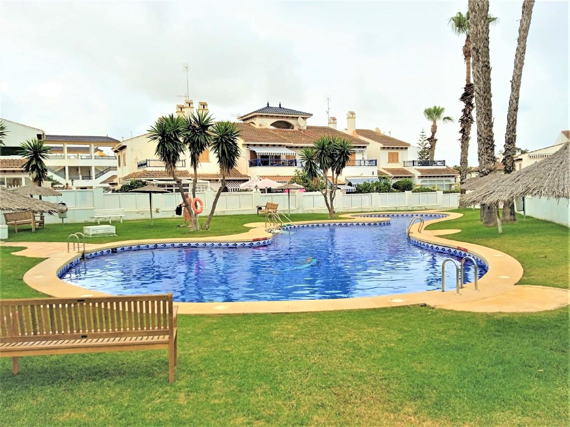 Adosado En Riomar-3, Urbanizacion Residencial Privada *